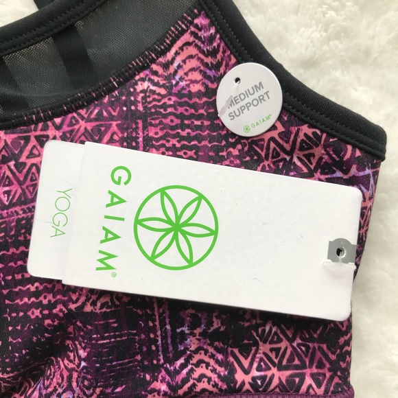 GAIAM | Align Medium-Impact Yoga Sports Bra - Picture 3 of 7
